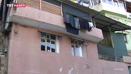 Bir odası mağara olan ev, depremde ayakta kaldı