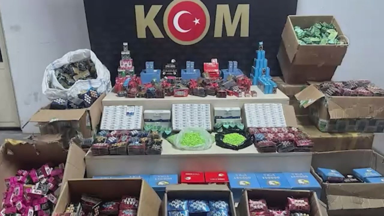 İzmir'de 3 bin 600 litre etil alkol ele geçirildi