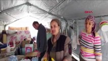 Hatay'da çadır kenti su bastı, depremzedeler zor anlar yaşadı