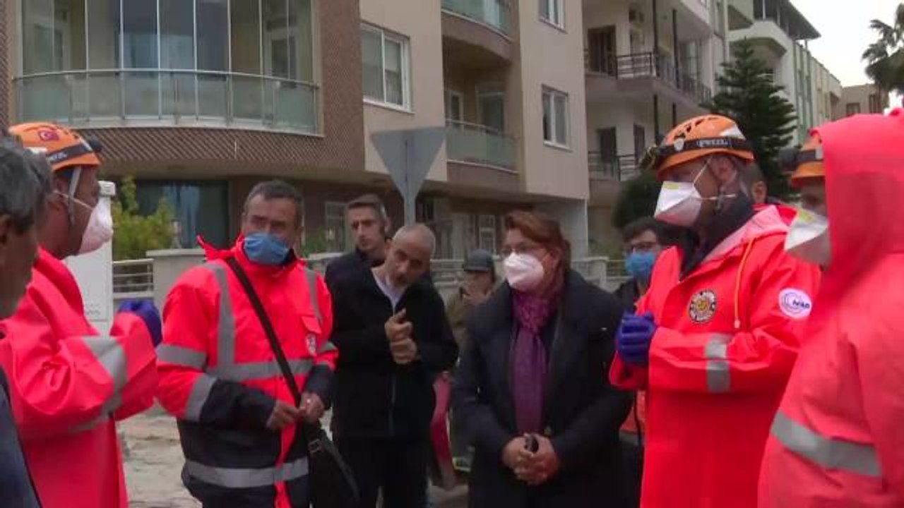 Cumhurbaşkanı Erdoğan'ın Eleştirdiği Milletvekili Suzan Şahin'e Vatandaş Desteği: "Sesimizi Duyurdunuz"