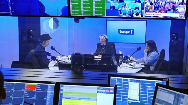 Arthur H, auteur-compositeur-interprète