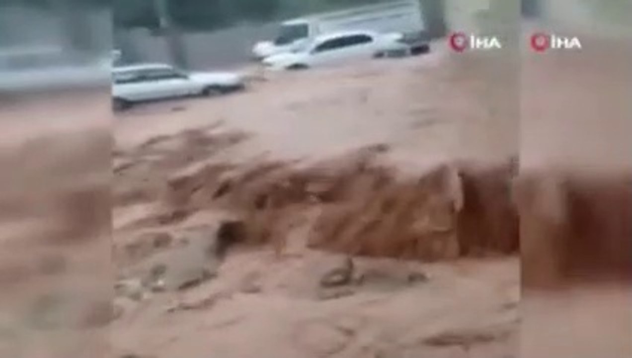 Flood batters quake-hit Turkey sweeping cars away as at least 10 are killed