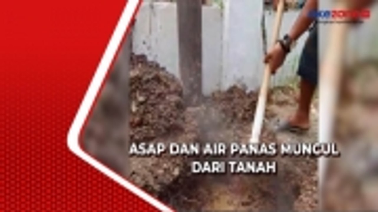 Heboh! Asap dan Air Panas Mengepul dari Tanah Halaman Rumah Warga di Subang