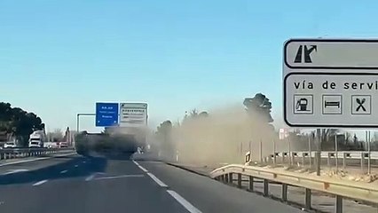 Graban un accidente en directo en plena autovía en Manzanares (Ciudad Real)