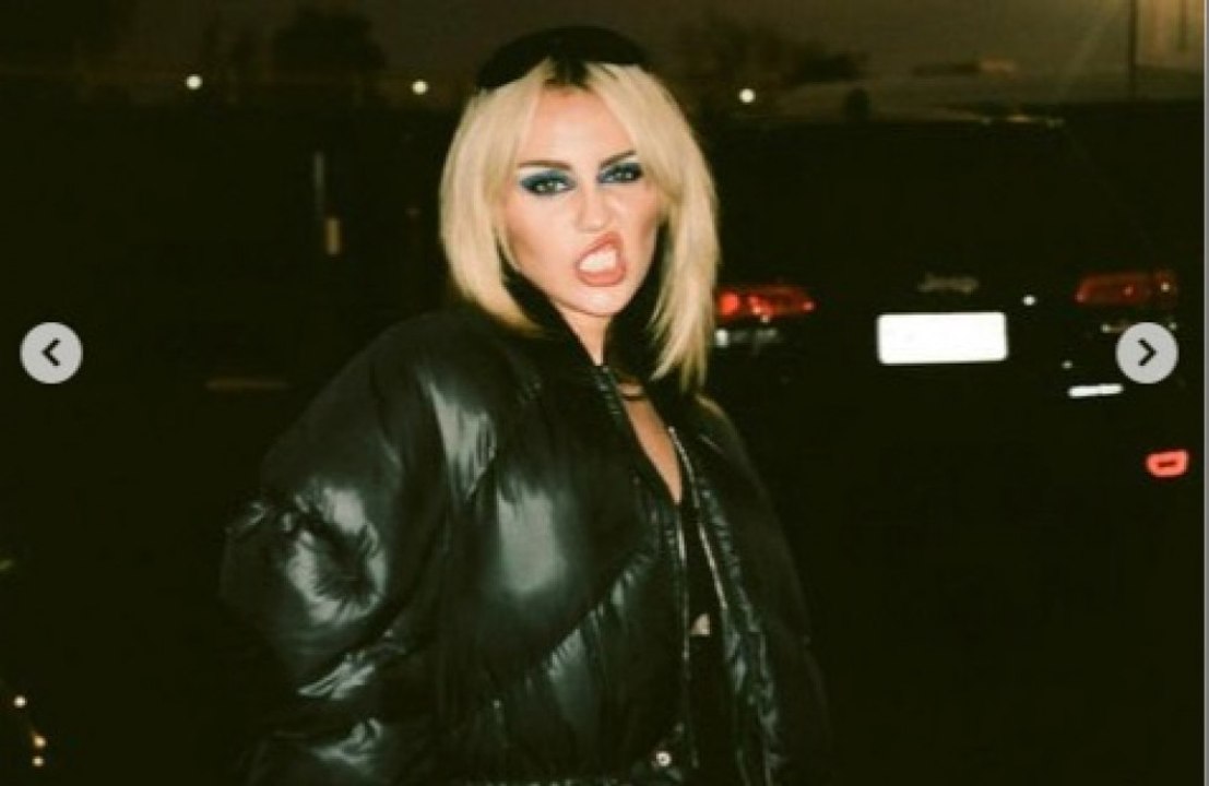Miley Cyrus: Happy wie nie