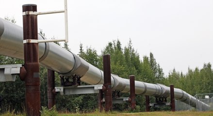 Biden aprueba el proyecto Willow para extraer petróleo en Alaska, allende el círculo polar ártico