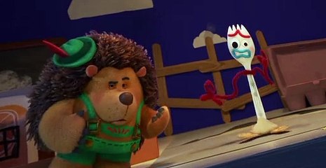 Forky Asks A Question Forky Asks A Question S01 E003 – What Is Art?