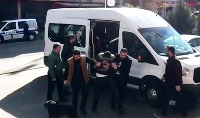 Manisa'da cinayet şüphelileri adliyeye sevk edildi