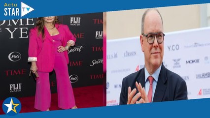 Descargar video: Albert de Monaco a 65 ans : Brooke Shields, Naomi Campbell… toutes ces stars avec qui on lui a prêté