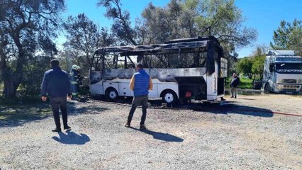 Okul servisi alev alev yandı