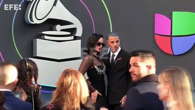 Rosalía anuncia disco de 3 temas junto a Rauw Alejandro