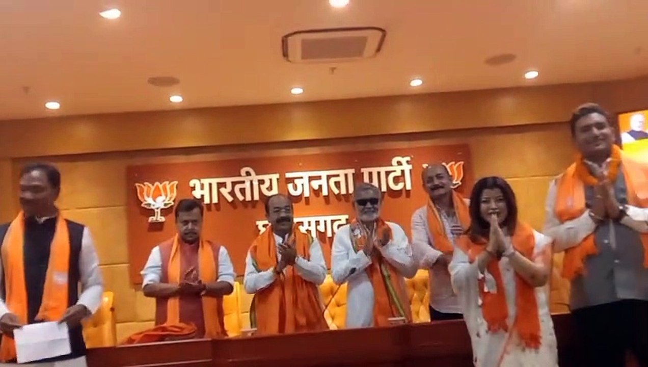 भाजपा प्रदेश अध्यक्ष श्री अरुण साव ने प्रदेश सह प्रभारी श्री नितिन नबीन,प्रदेश महामंत्री श्री केदार कश्यप, की उपस्थिति में भाजपा प्रवेश कराया।