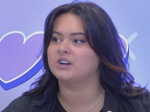 Sur un plateau, Lou, la fille de Jean-Pierre Pernaut et Nathalie Marquay pète les plombs après une question sur son apparence