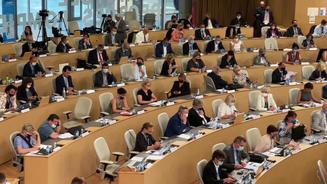 La région Auvergne-Rhône-Alpes peut-elle être redécoupée ?