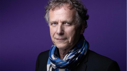 GALA VIDEO - Charles Berling bouleversé par le décès de son père : "C'est d'une violence inouïe"