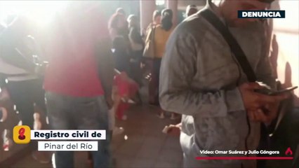 Largas colas en el Registro Civil de Pinar del Río