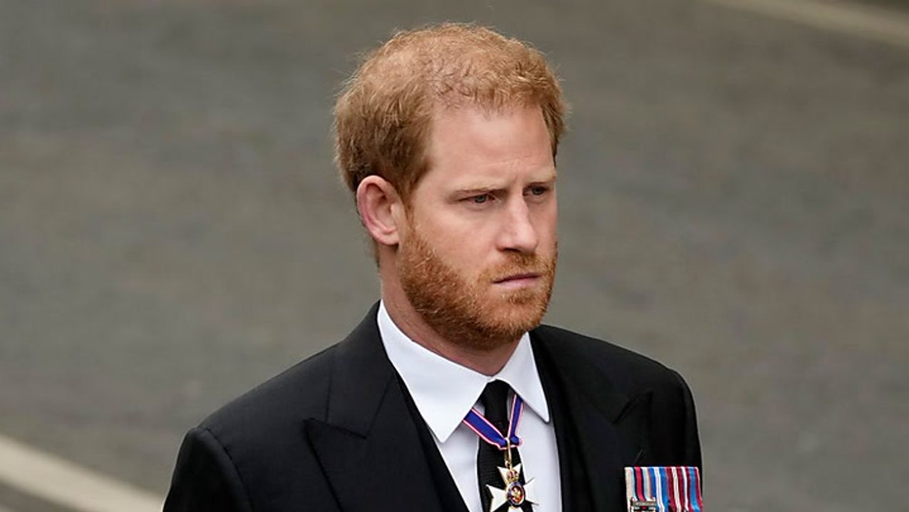 Nun also doch: Netflix fällt Prinz Harry mit DIESER „The Crown“-Szene in den Rücken