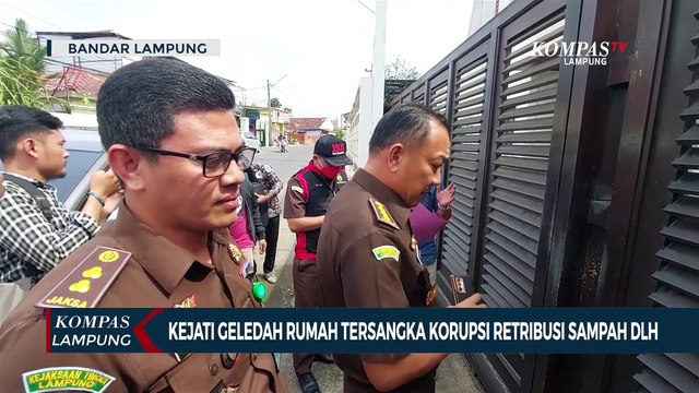 Kejati Lampung Geledah Rumah Tersangka Korupsi Retribusi Sampah Dinas Lingkungan Hidup