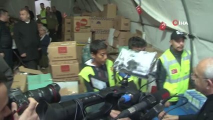 CHP lideri Kılıçdaroğlu'na Hatay'da depremzedelerden tepki: Halk yağmurun altında kaldı, ihtiyaçlarımızı sormadılar