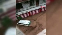 Depremin yıktığı Şanlıurfa'yı sel vurdu