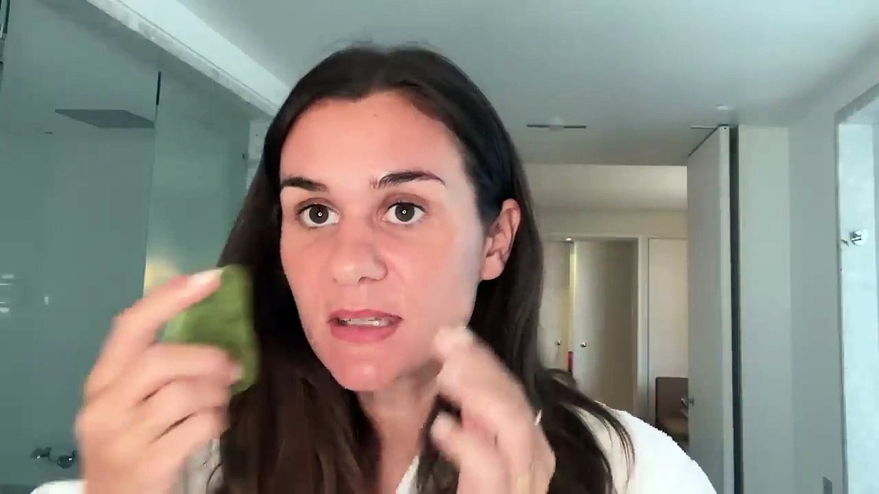 Anne-Laure Mais nous révèle son look "no makeup makeup" à la française | Vogue France