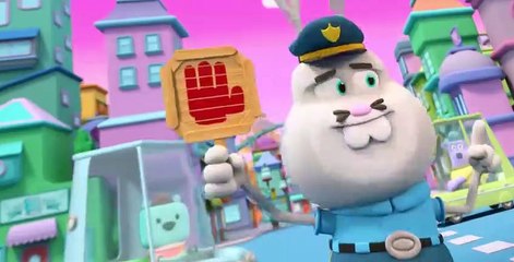 Chico Bon Bon: Monkey with a Tool Belt E004