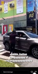 “Rambut nak kawin..-” Dato Hattan terlepas cakap, ini pula reaksi Shuib