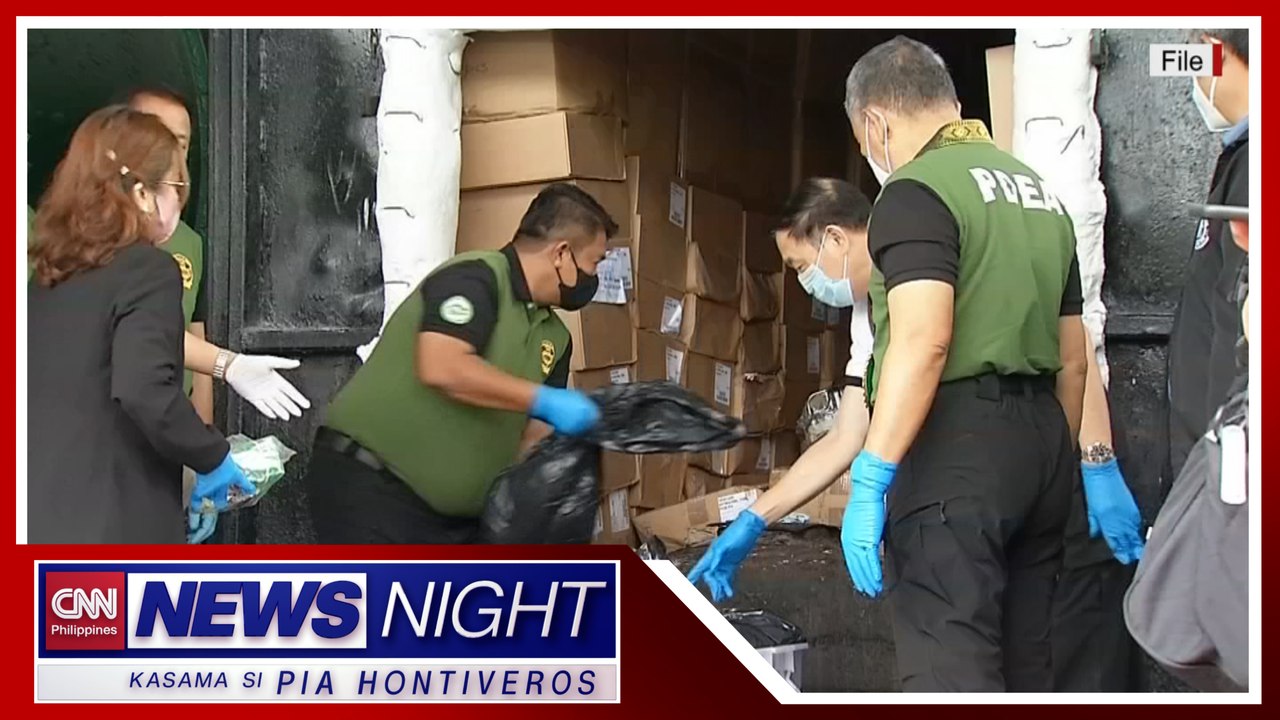 Ex-PDEA Chief itinangging nagbigay ng nakumpiskang droga bilang pabuya | News Night