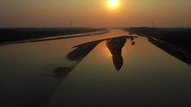Çin'in Sarı Nehir'inde Güneş Işınları 