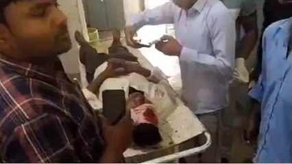 जौरा: तेज रफ़्तार स्कूल बस ने बाइक सवार को रौंदा, अस्पताल में कराया भर्ती