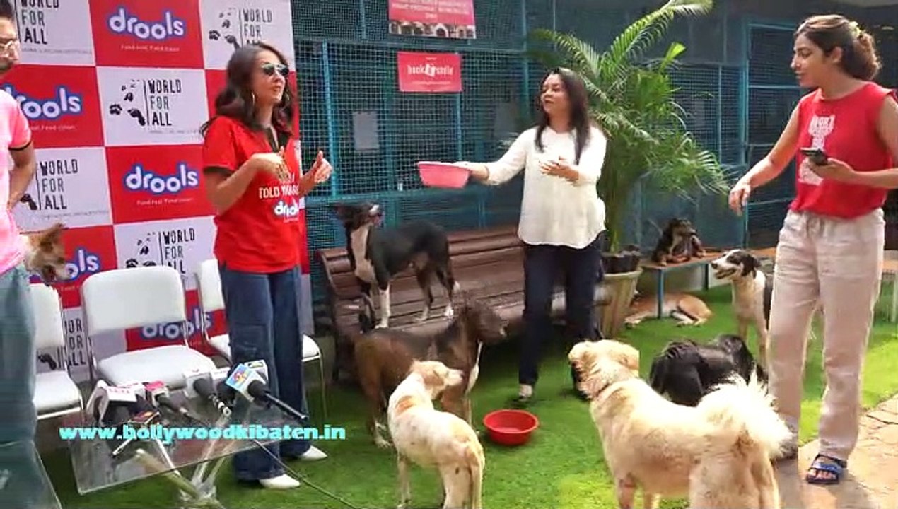 Drools teams up with Seema Sajdeh for a pet food donation drive The actress along with Drools donated 3 months’ worth of food and supplies to World For All Animal Care Canine Center