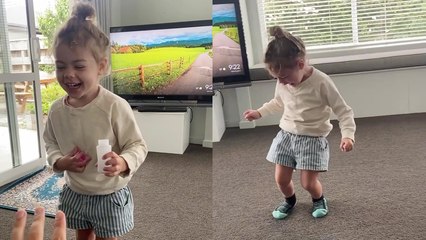 Kid cries in terror when her mom pranks her back!