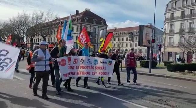 Troyes : la manifestation boulevard du 14 Juillet