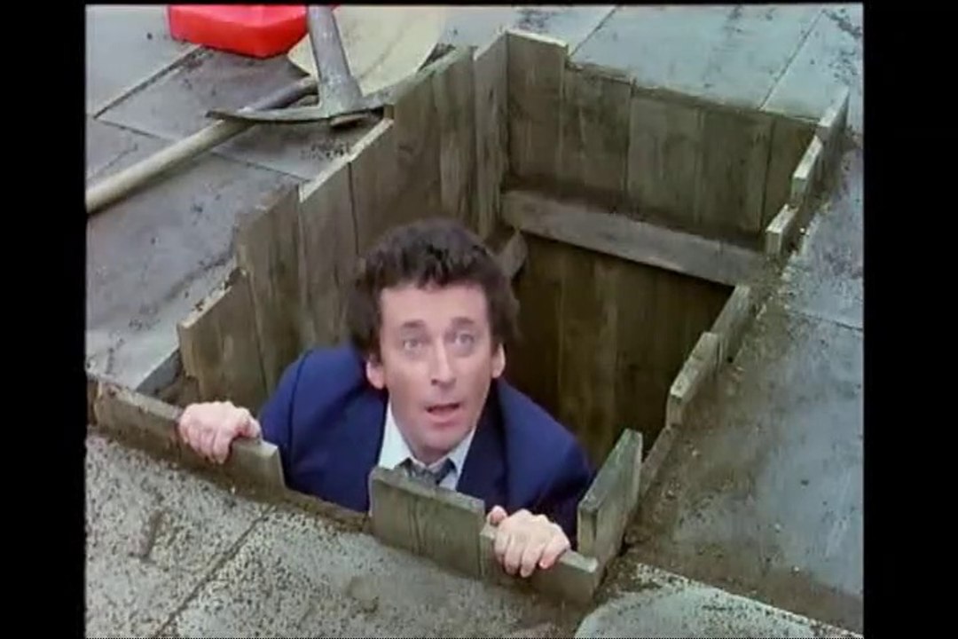 The Detectives. S2/E1.   'Collared'    Jasper Carrot • Robert Powell
