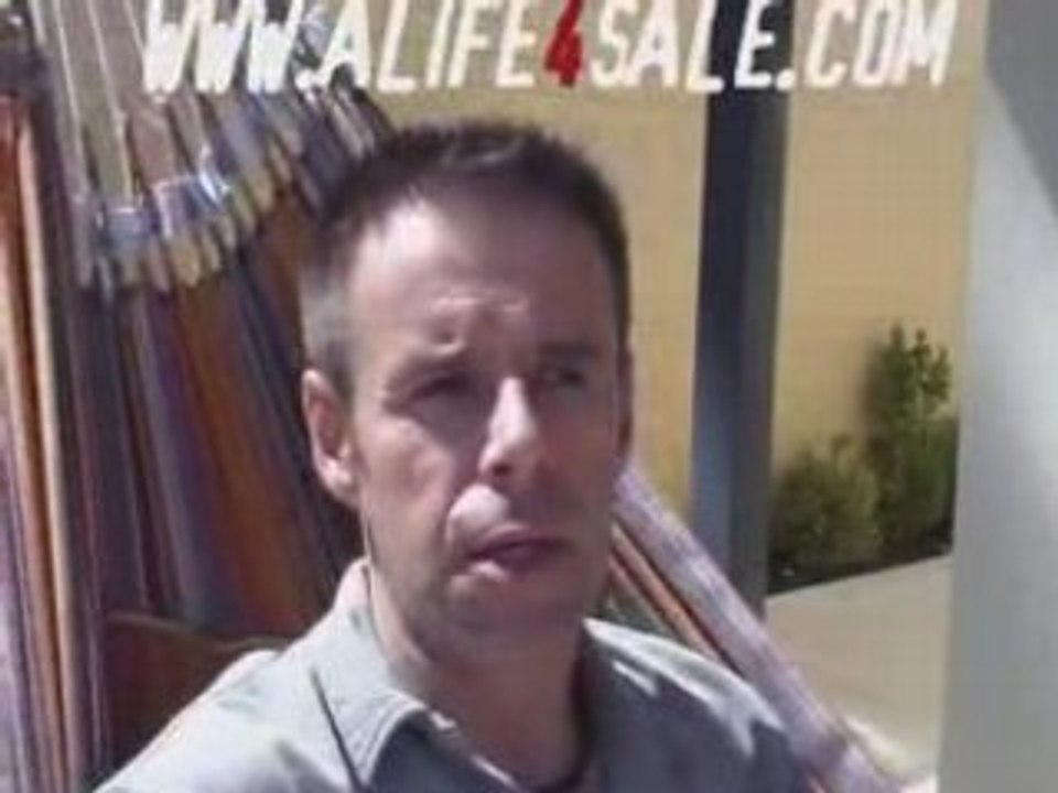 Ian Usher vend sa vie sur ebay