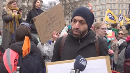 İngiltere'de yüz binlerce çalışan greve gitti