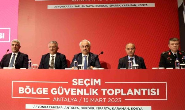 İçişleri Bakan Yardımcısı Ersoy: 18 yaşından küçüklerin seçim broşürü, seçim materyali afiş vesaire dağıtmasına izin vermeyeceğiz