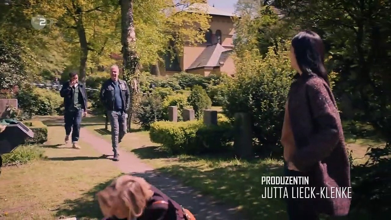 SOKO Hamburg S3F1 - Nachts auf dem Friedhof