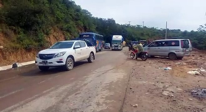Transportistas levantan bloqueo en los valles cruceños y la región vuelve a la normalidad