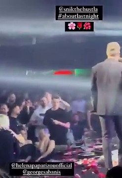 SNIK: Πήγε στα μπουζούκια και ζήτησε συγνώμη από την Παπαρίζου μετά τον χαμό στα περσινά MAD VMA