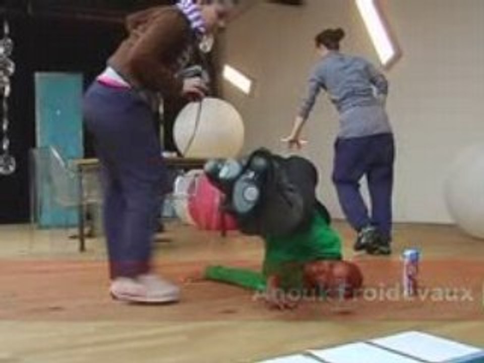 MC & HET LAB PRESENTS OOH SHIT!