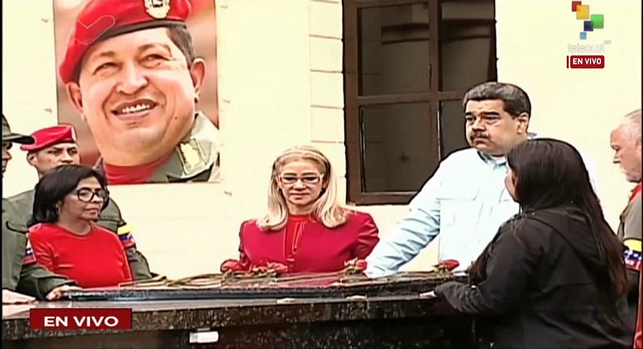 Pueblo venezolano acompañó el traslado del Sable del Cadete usado por el Comandante Hugo Chávez