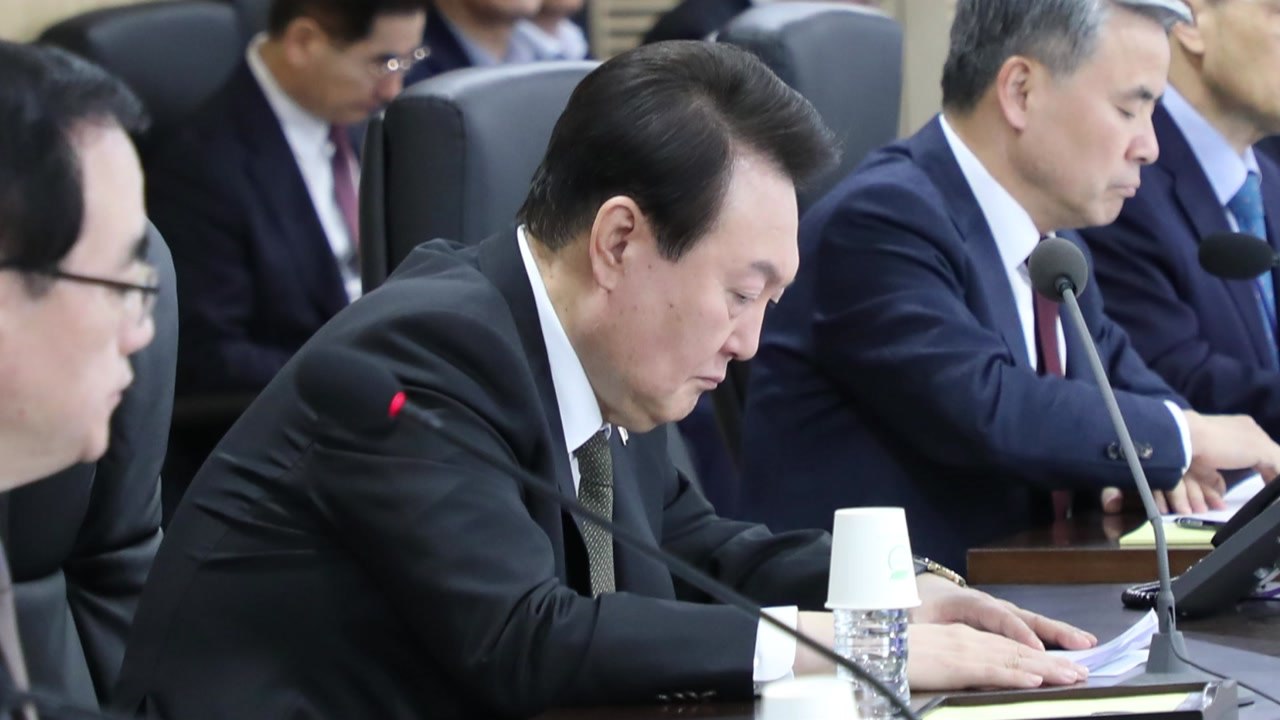 尹 "북한 분명한 대가 치를 것...한미 연합훈련 철저히" / YTN