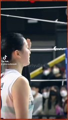 Pemain voli wanita