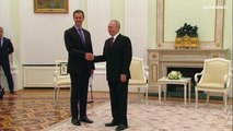 خلال زيارة موسكو.. بشار الأسد: نرحب بزيادة عدد القوات الروسية في سوريا