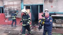 Samsun'da mobilya imalathanesinde çıkan yangın paniğe neden oldu