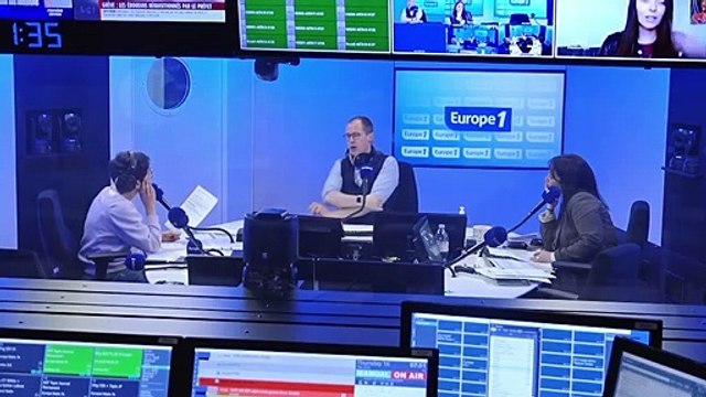 «Je retire tout mon argent» : les clients divisés face aux difficultés de la banque Credit Suisse