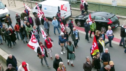 MVI_7362 2023-03-15 manifestation contre la réforme des retraites Niort