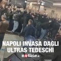 Champions, guerriglia urbana a Napoli: scontri tra ultras dell'Eintracht e polizia