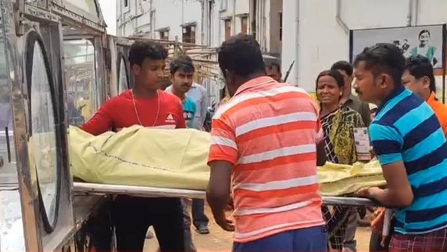 পশ্চিম মেদিনীপুর: সামান্য বিষয় থেকে বচসা, যুবককে পিটিয়ে মেরে ফেলা হল!